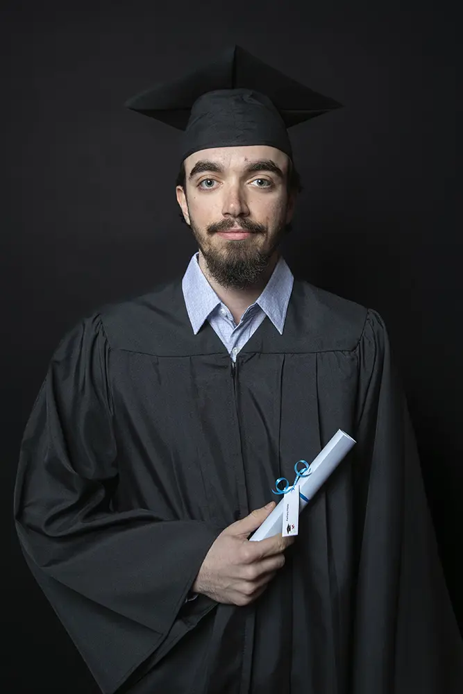Zachary, Pilote